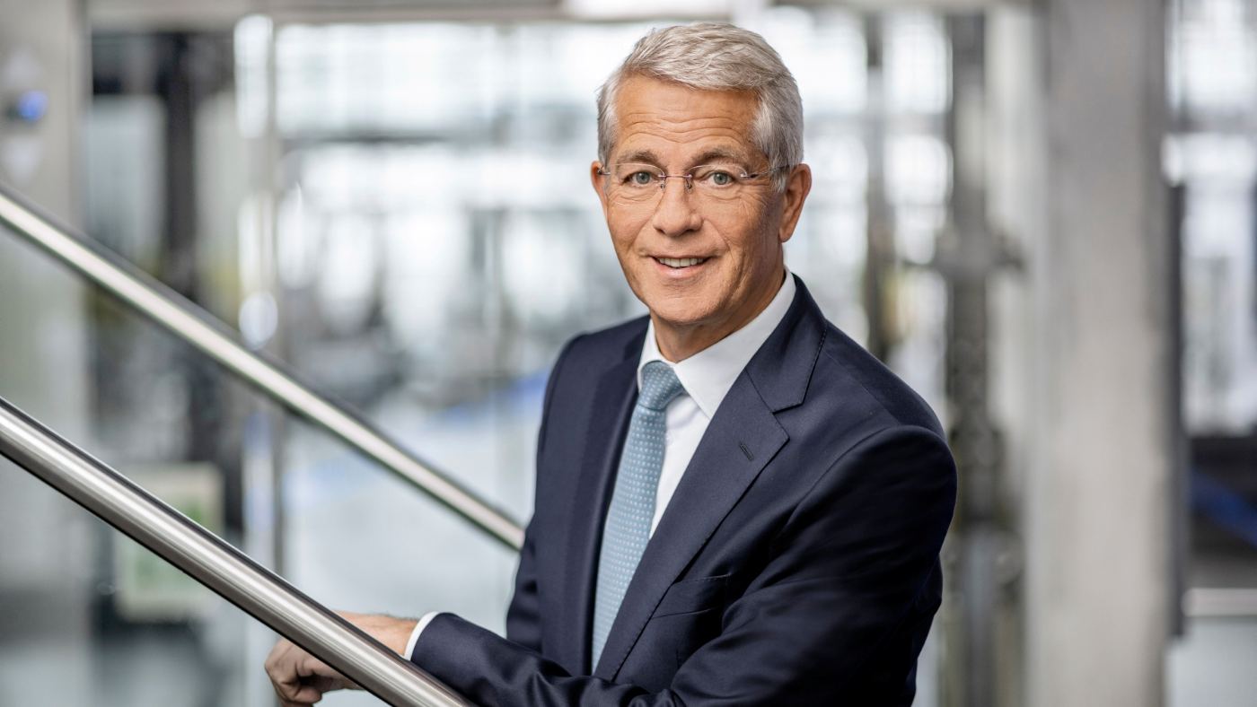 Dr. Stefan Schulte